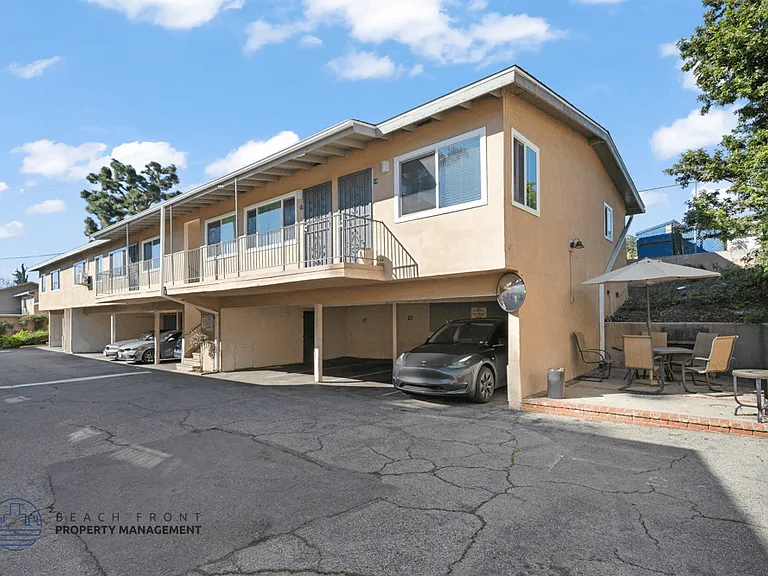 835-845 Glenway Dr. — Photo 7