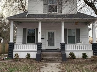 429 S East St, Jacksonville, IL 62650