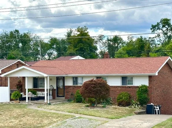 4687 Marina Dr, Homestead, PA 15120