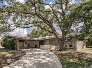 8722 Midcrown, Windcrest, TX 78239