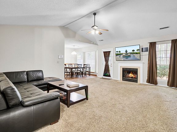 3rd image of 4184 Mill Creek Dr