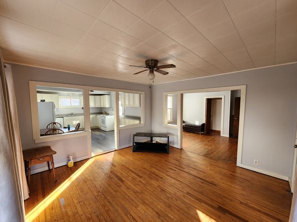 211 Main St #211