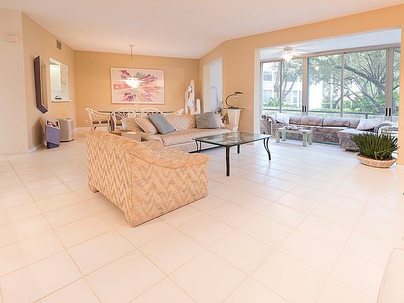3rd image of 4130 W Palm Aire Dr APT 301D