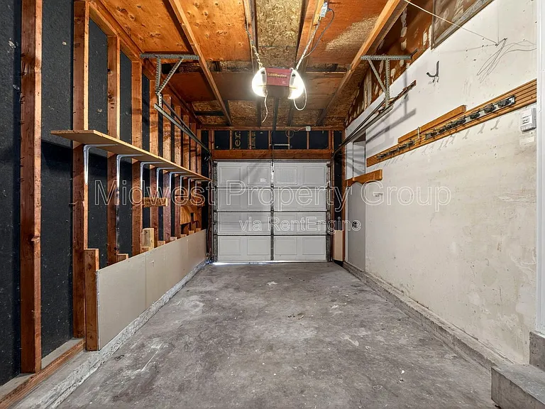 2765 Chelsea Dr — Photo 29