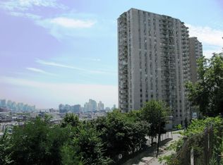100 Manhattan Ave APT 2202, Union City, NJ 07087