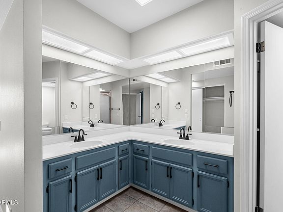 4th image of 10625 E NAVAJO Place
