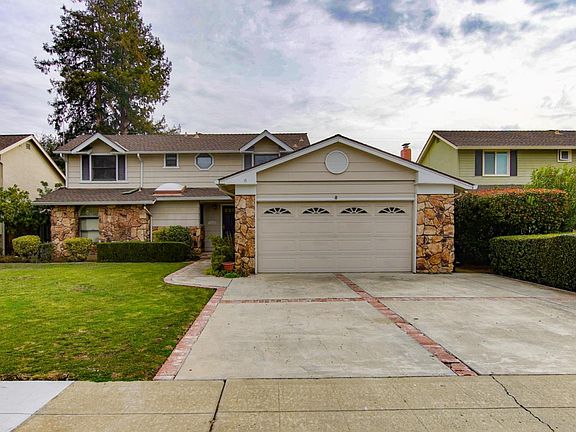 2nd image of 2304 Montezuma Dr