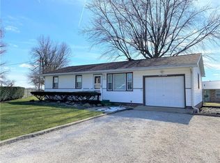 202 Jackson St, Catlin, IL 61817