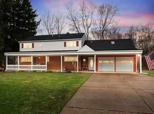 5529 Gibson Rd, Gibsonia, PA 15044