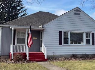 1470 Beecher Ave, Galesburg, IL 61401