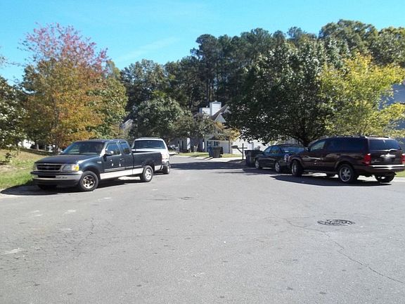4th image of 14 S Indiancreek Pl