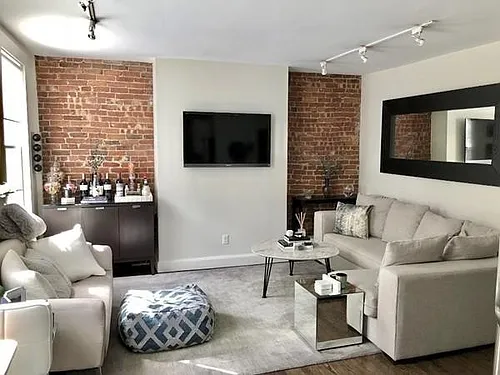 40 Lawrence St #3 Photo 1