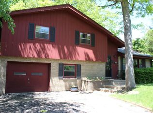 1325 S 124th St, Brookfield, WI 53005