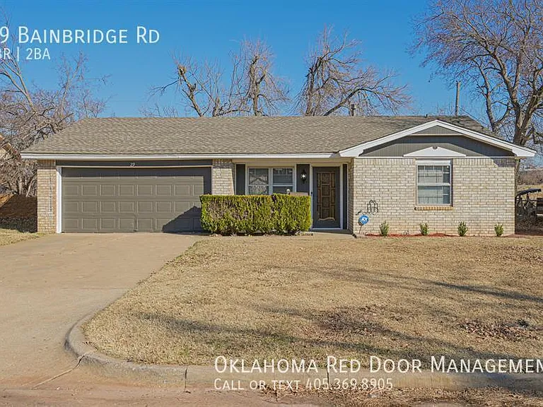 29 Bainbridge Rd — Photo 1
