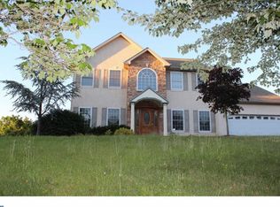 2305 Angel Dr, Gilbertsville, PA 19525