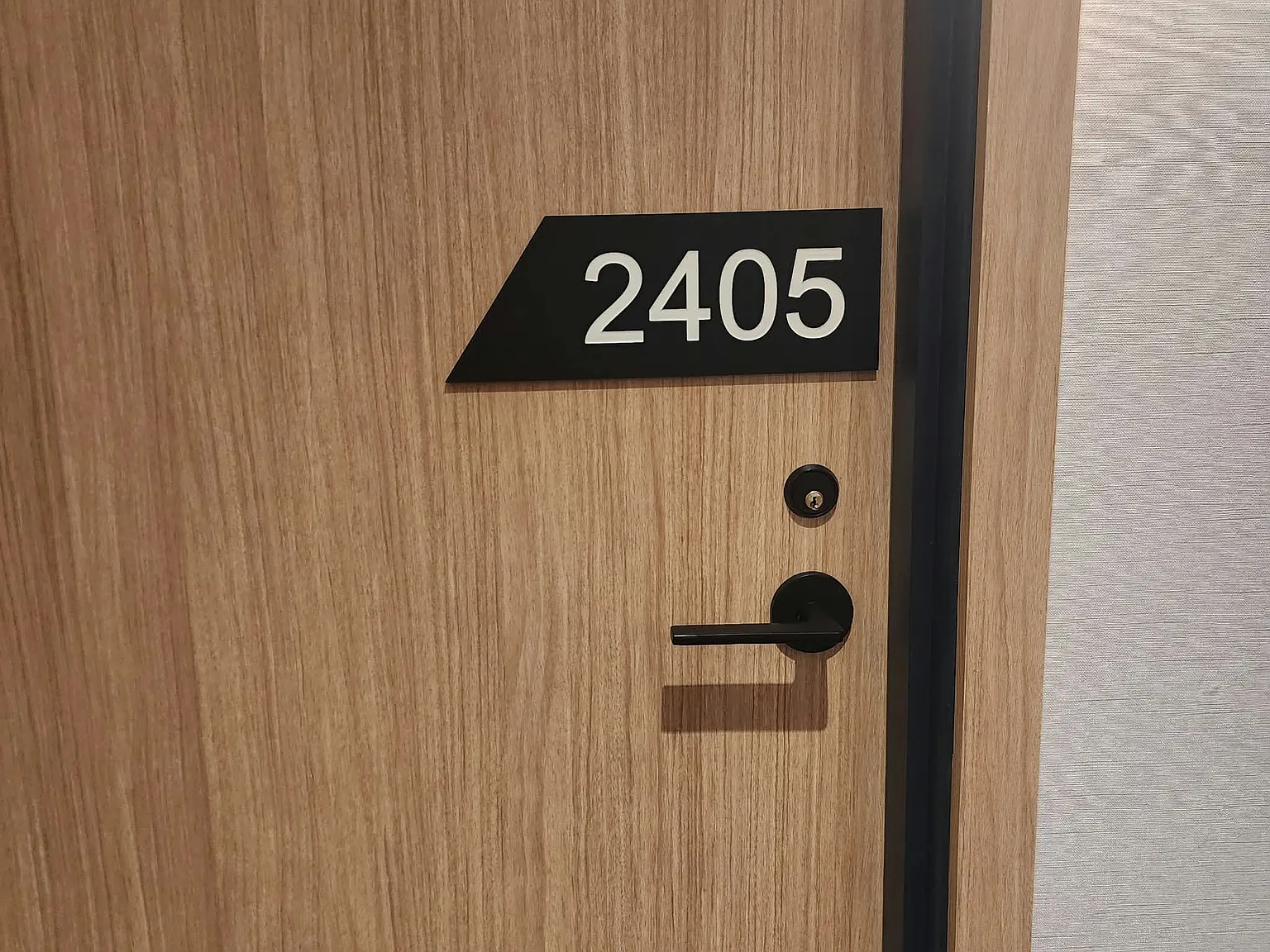 2 bed, $2,300 — Photo 3