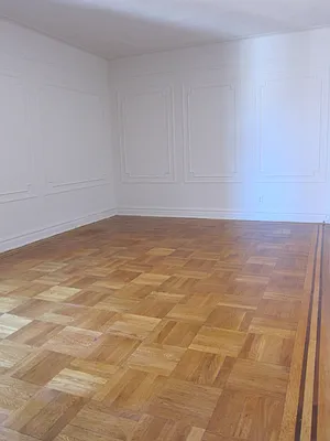 Rented by Realty 2000 Corp | media 1