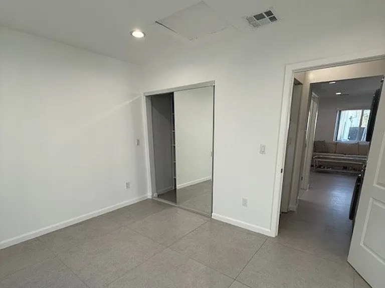 7308 Farmdale Ave — Photo 8