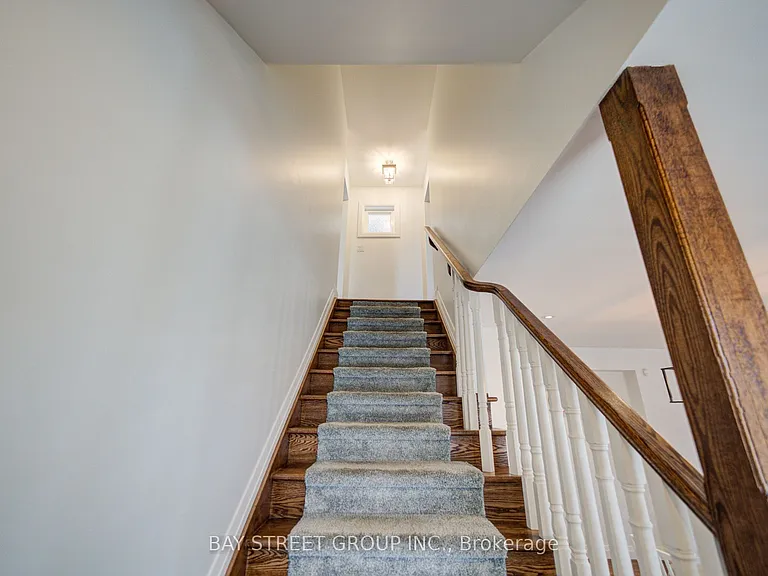 95 Hopedale Ave — Photo 21