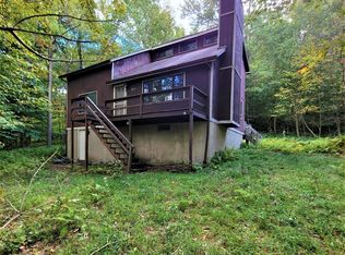 1013 Hemlock Way, Newfoundland, PA 18445
