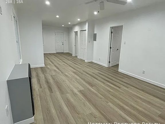 3rd image of 908 S Oak St #908A