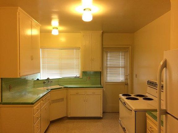 2nd image of 2334 E Terrace Ave