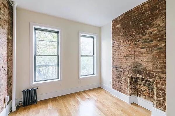 Rented by REAL New York | media 20