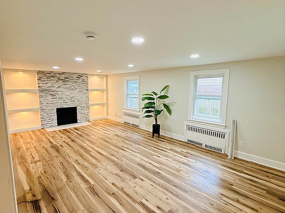 3rd image of 60 Hubbard Road
