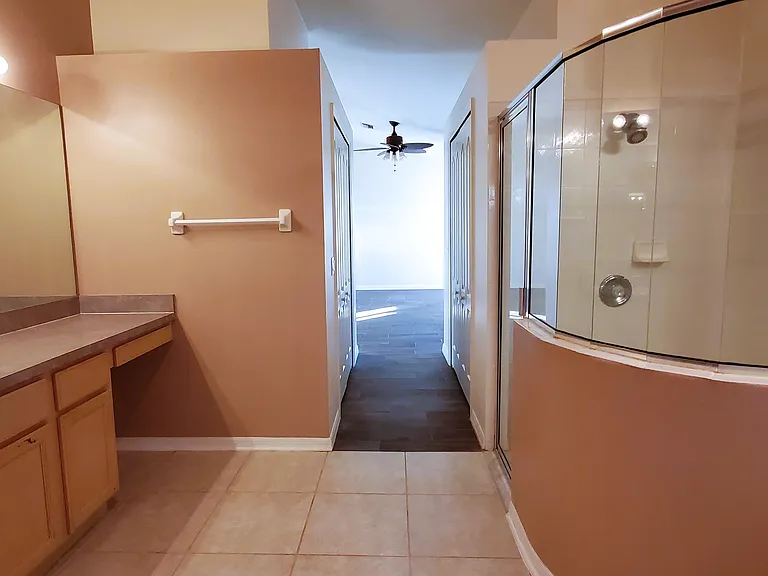 18110 Palm Breeze Dr — Photo 20