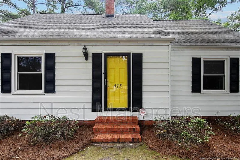 415 Vista Dr