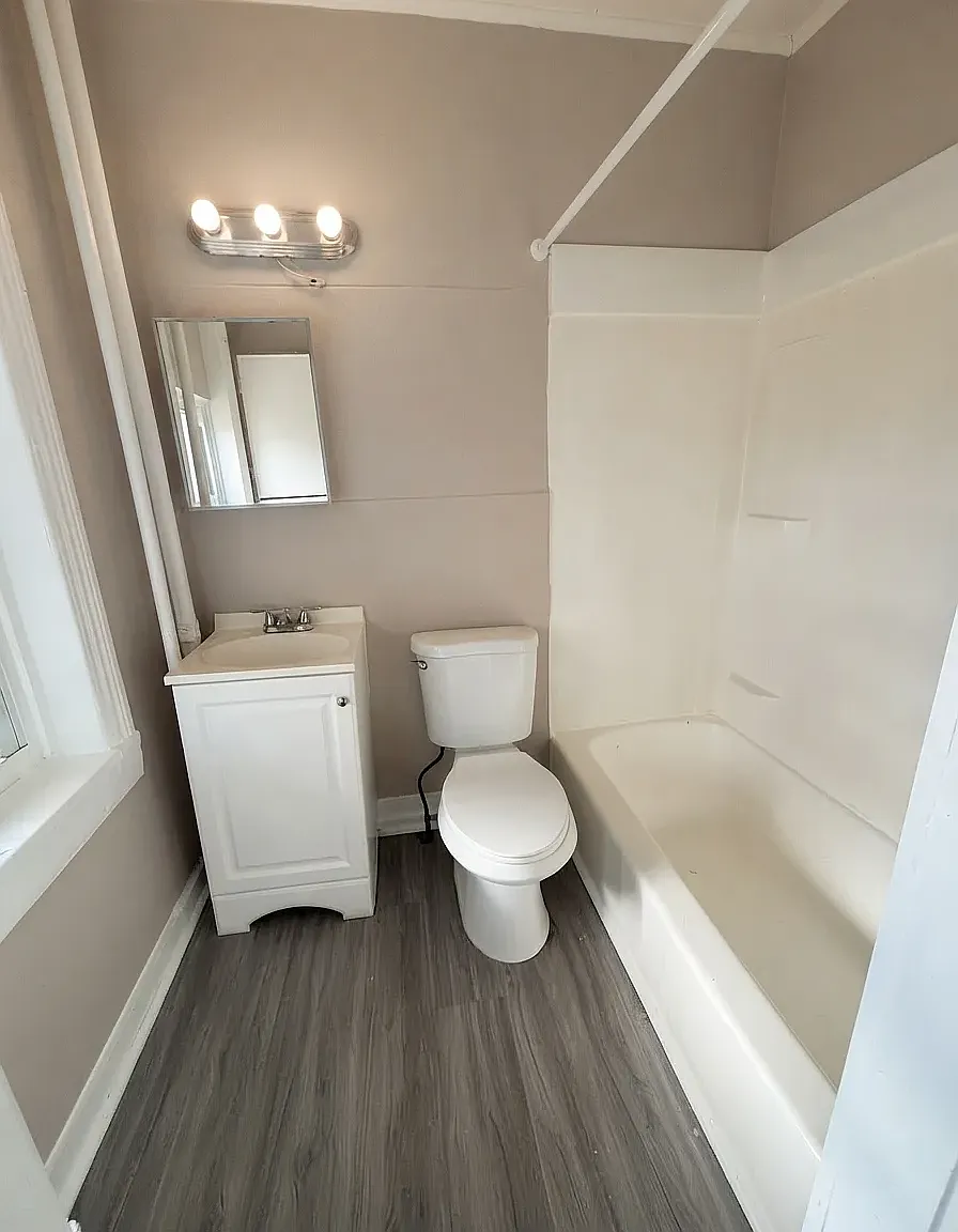 2 bed, $1,850 — Photo 4