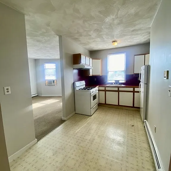 594 Somerville Ave #2B — Photo 3