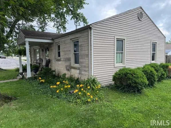 1220 N St, Bedford, IN 47421