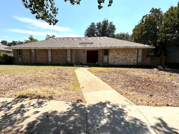 2924 Marsann Ln, Farmers Branch, TX 75234