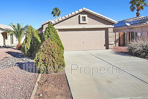 15738 W Elm St Photo 1