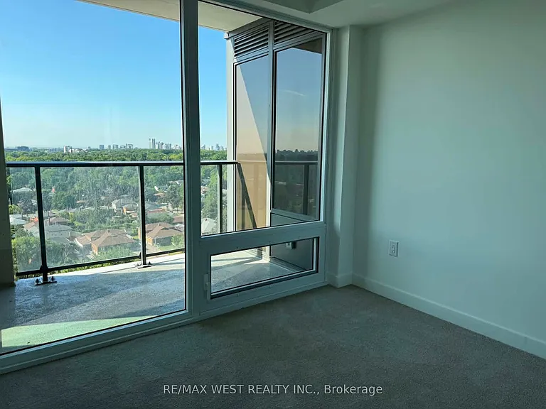 4010 Eglinton Ave W #1309 — Photo 12