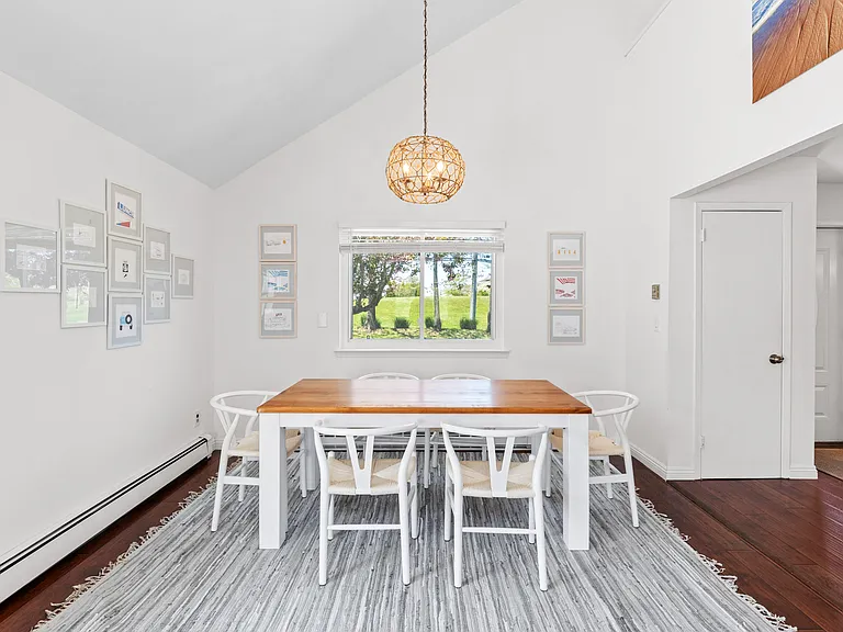 49 S Fairview Ave — Photo 19
