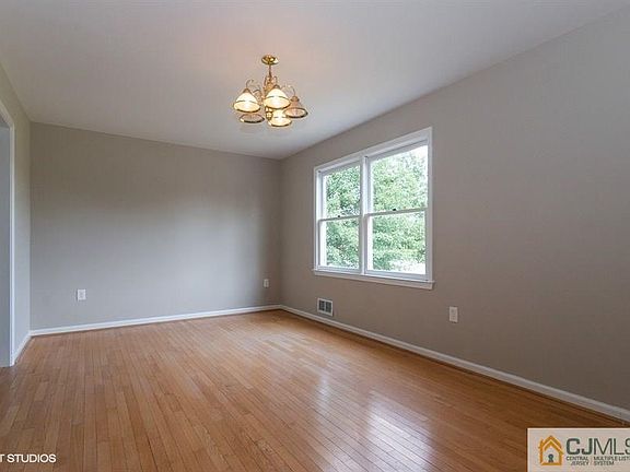 3rd image of 53 Bordentown Tpke