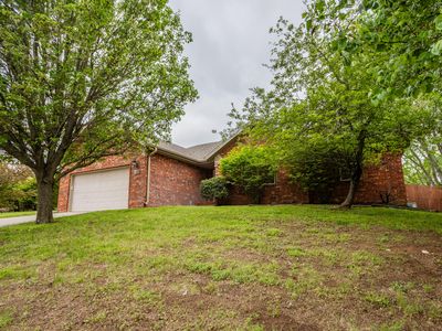 587 S Canterbury Lane, Nixa, MO, 65714