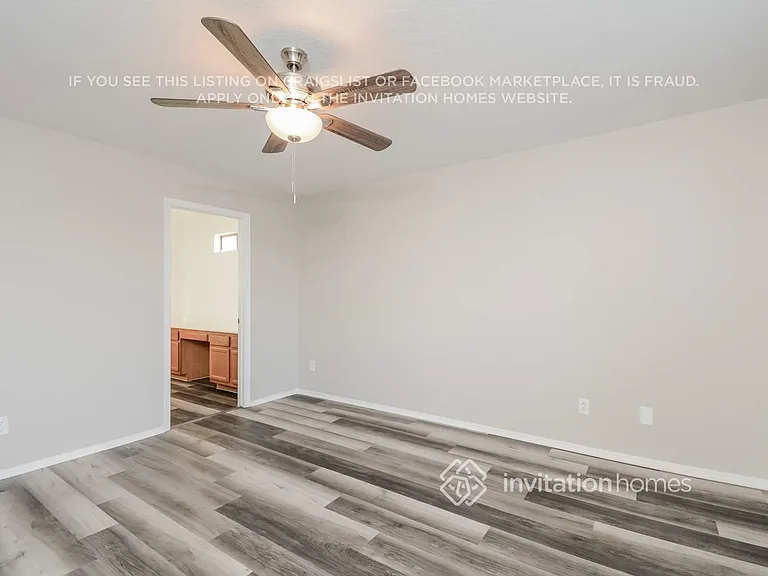 10904 W Minnezona Ave — Photo 6