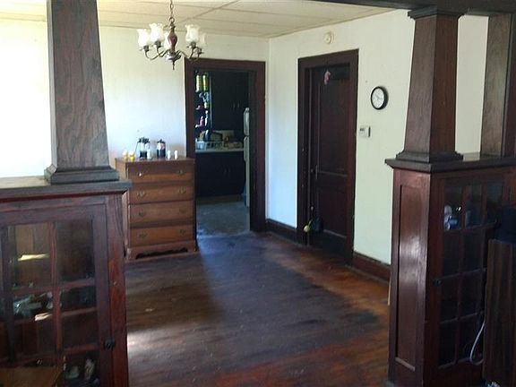 4th image of 707 W Genesee St