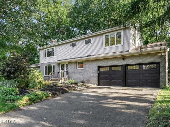 3 Linda Lane, Niskayuna, NY 12309