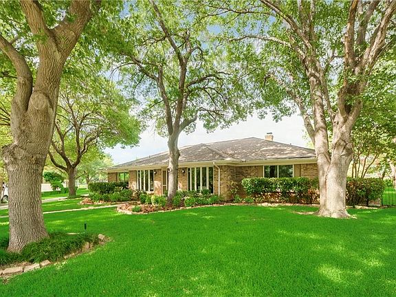 5th image of 951 Oakmont Ct