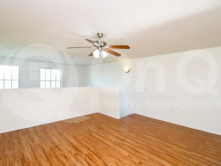 2402 E 5th St #1562 — Photo 7