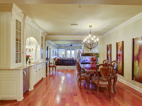 2nd image of 130 Grand Isle Dr APT 1h