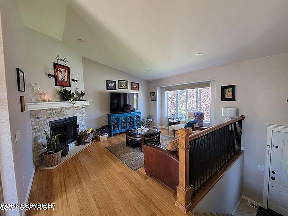 2nd image of 12222 Woodward Dr