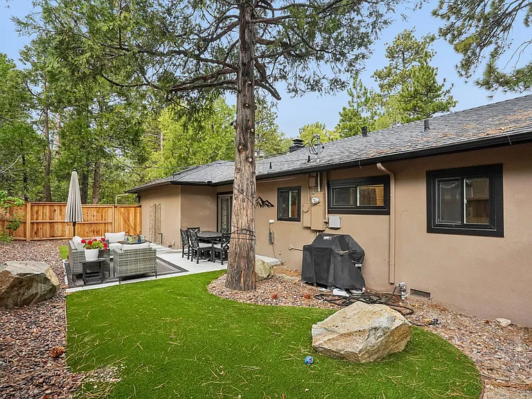 25340 Marion Ridge Dr — Photo 34