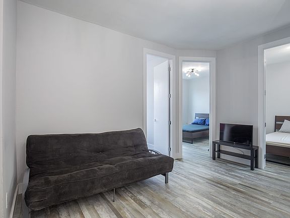 3rd image of 2377 Belmont Ave APT 6