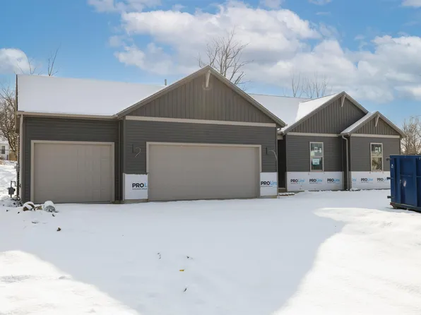 964 E Hawthorn Ln, Columbia City, IN 46725