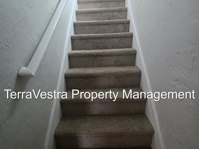 15 Pike Ave — Photo 8